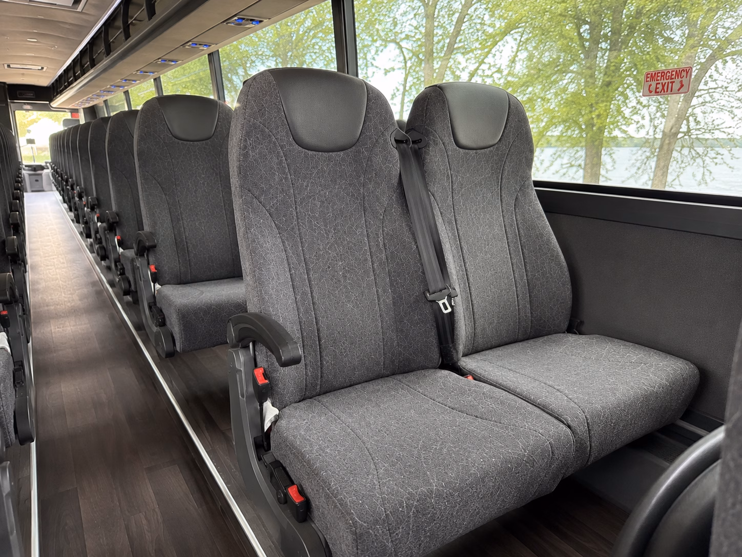 charter buses to chateau ste michelle and nearby tasting rooms
