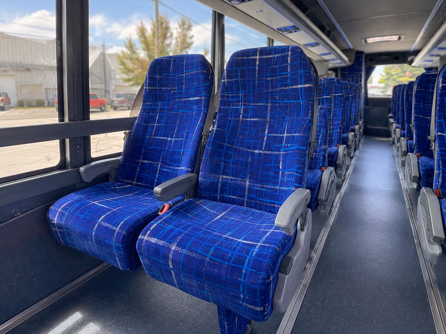 charter buses to seahawks games at lumen field