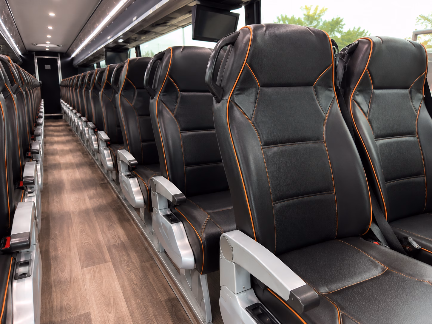 prom bus rentals for interlake and sammamish high school groups