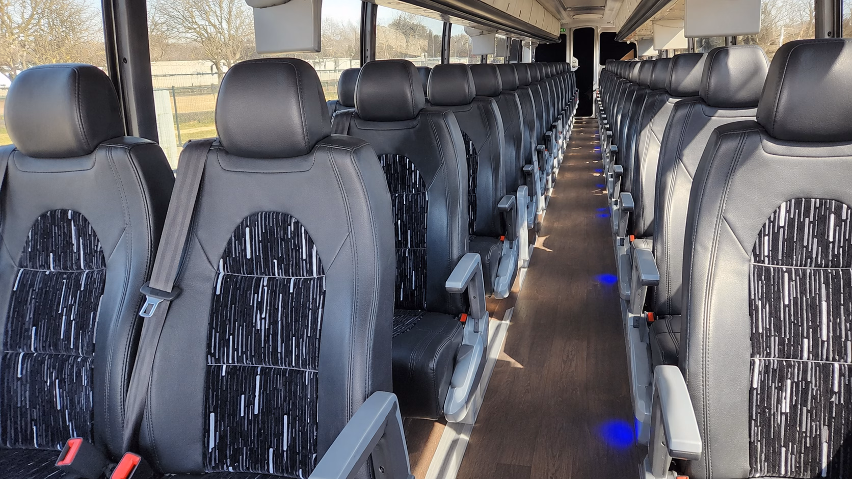 wine tour buses east to yakima valley and red mountain ava